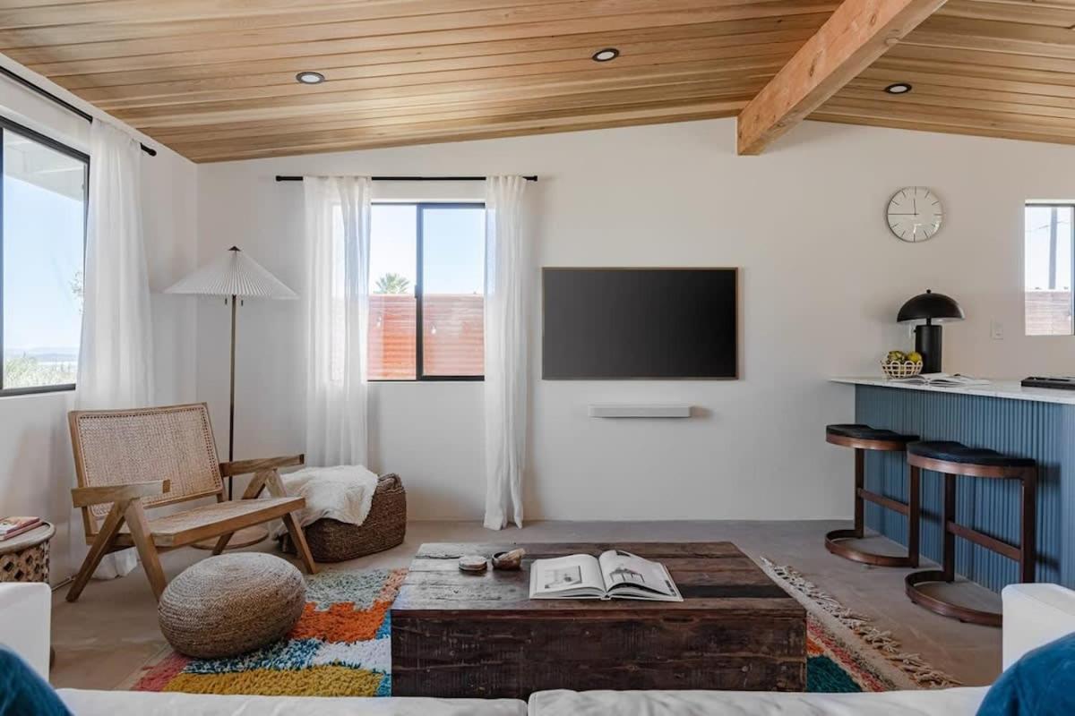 Joshua Tree - Le Tout Petit W Hot Tub Exterior foto
